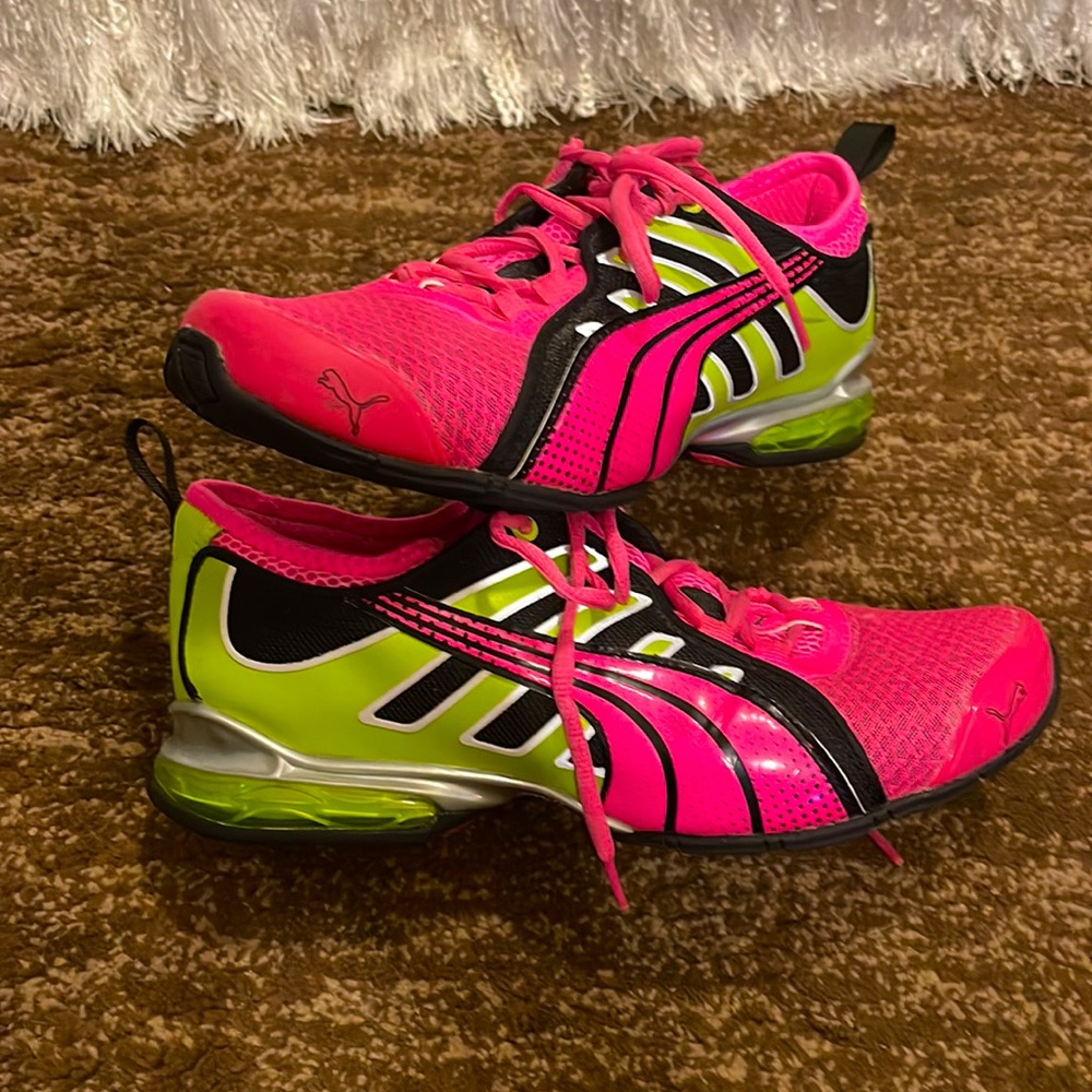 Puma Running Shoes - Picture 4 of 4